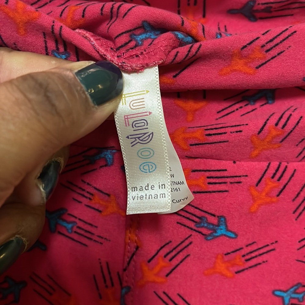 Lularoe Tall and Curvy Airplane Leggings Size 10-20 - Picture 3 of 6